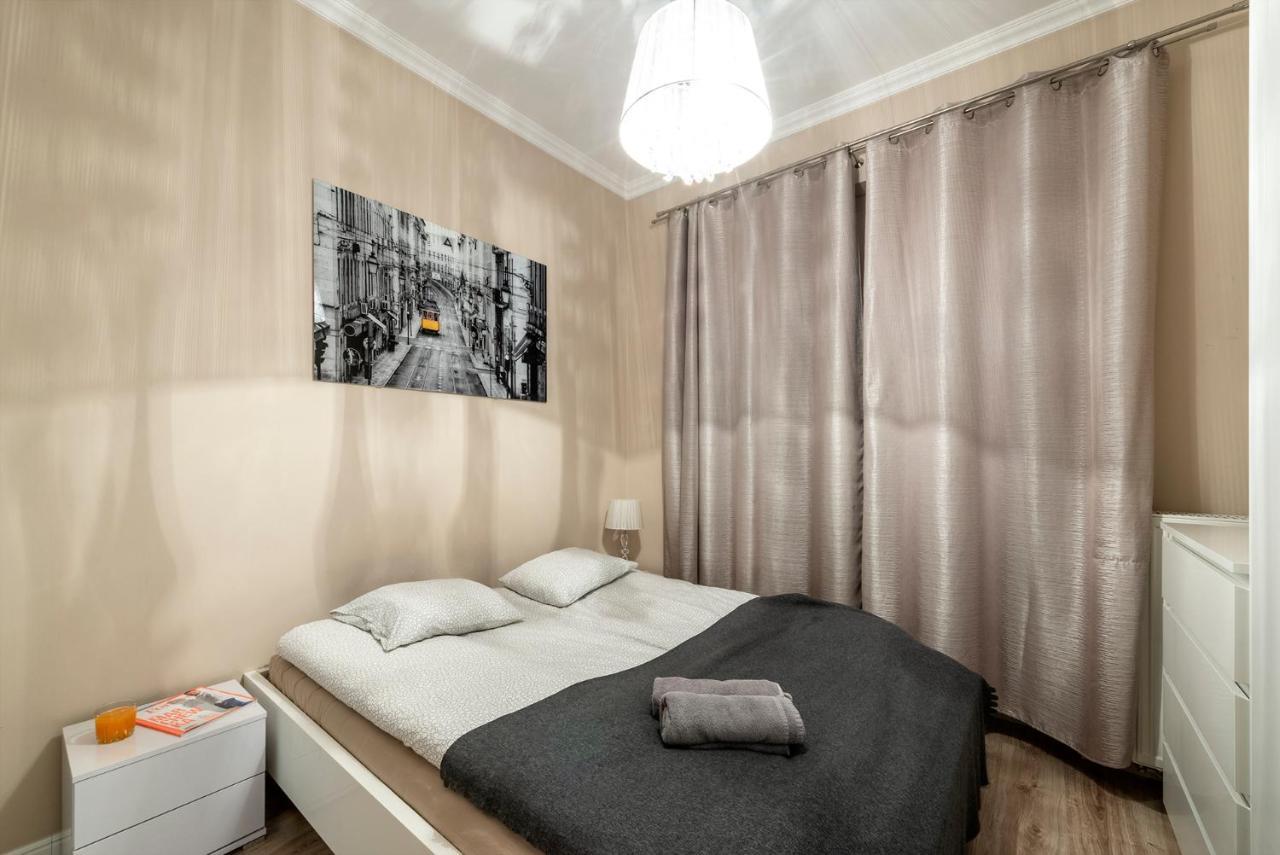Appartement Warsaw - Aparts Lotnisko Okecie Extérieur photo