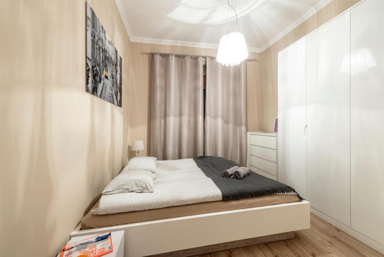Appartement Warsaw - Aparts Lotnisko Okecie Extérieur photo