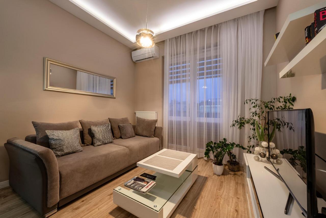 Appartement Warsaw - Aparts Lotnisko Okecie Extérieur photo